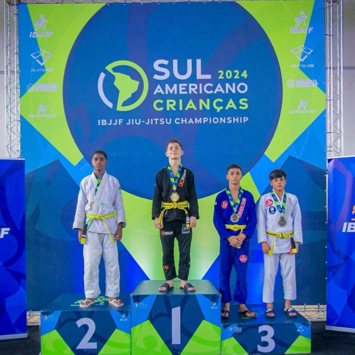 Timbó conquista primeiro e segundo lugar no Campeonato Sul-Americano de Jiu-Jitsu Kids