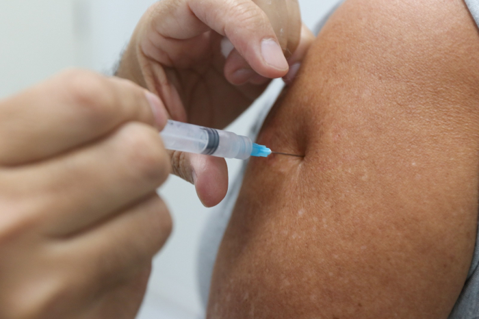 Secretaria da Saúde alerta para a baixa procura pela vacina contra a gripe em Santa Catarina