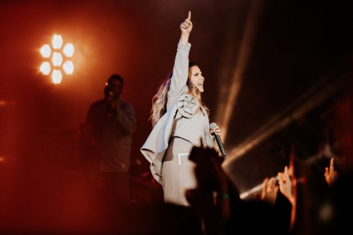 Show Gospel de Aline Barros em Timbó promete arrastar multidões