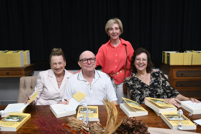FIC sediou lançamento do livro “Indicador de Artes Visuais: Indaial do passado ao presente”