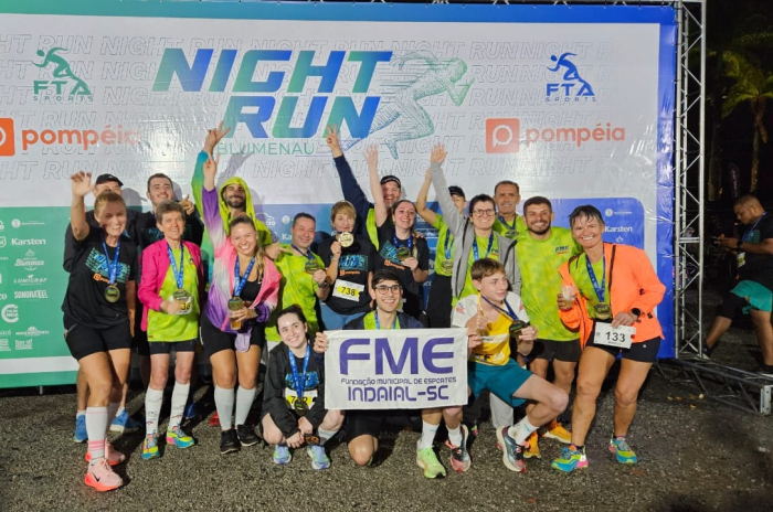 Atletas de Indaial se destacam na Corrida Night Run em Blumenau