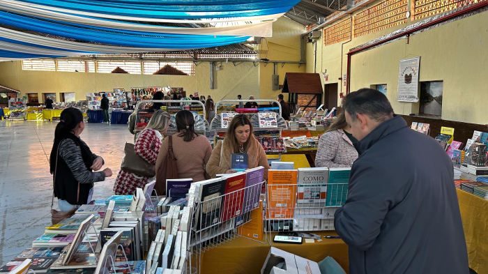 Feira do Livro de Timbó começa hoje (11/6) com programação gratuita.