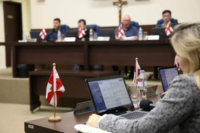 Dois projetos de lei do Legislativo começam a tramitar na Câmara de Indaial