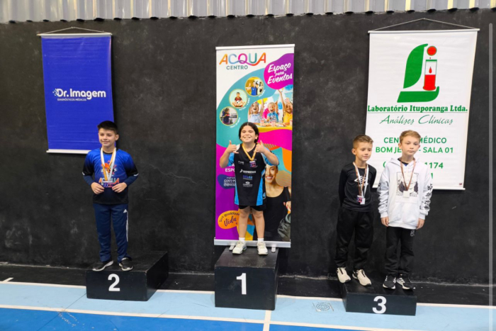 Atletas do Tênis de Mesa Indaial/FME Indaial conquistam dois títulos e dois bronzes no 1º Open Acqua