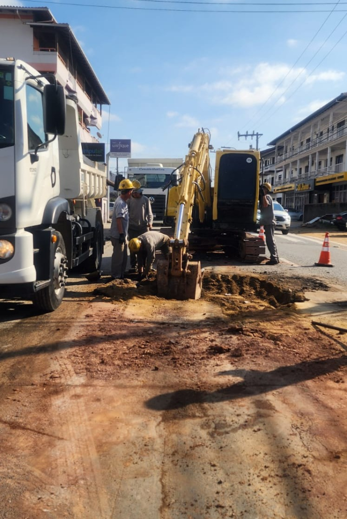 Indaial continua na operação tapa-buraco