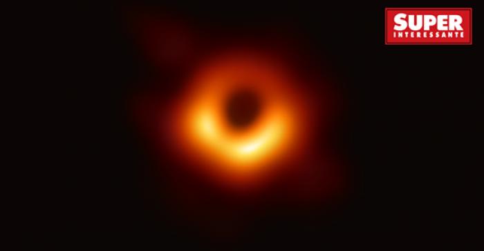 Nasa divulga primeira imagem de um buraco negro