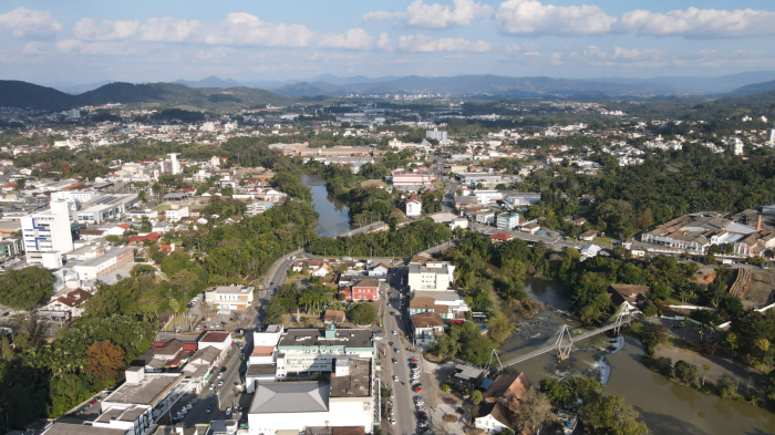 Projetos sociais e esportivos de Timbó recebem R$ 300 mil do Fundo da Infância e Adolescência
