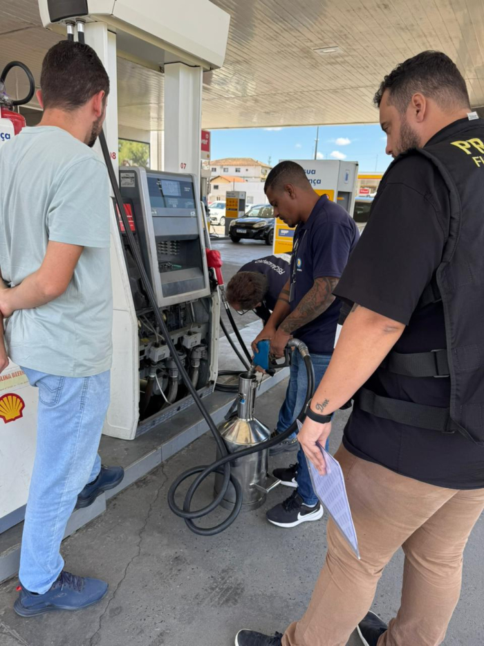 PROCON de Indaial, ANP e IMETRO/SC realizam operação conjunta em postos de combustíveis