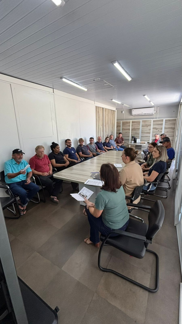 Timbó fortalece parceria com produtores locais