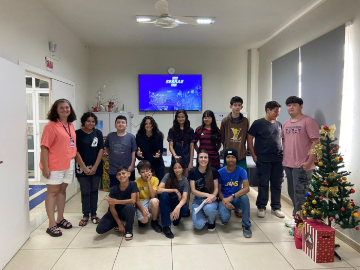 CRAS de Timbó promove oficina para fortalecer autoestima de adolescentes