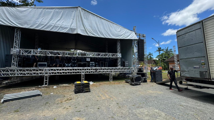 Montagem para os shows nacionais do Natal+ Encantado entra na reta final