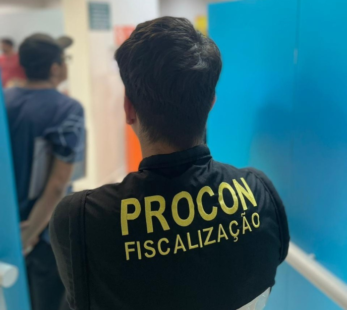 PROCON de Indaial intensifica fiscalização sobre a CASAN devido a recorrentes faltas de água