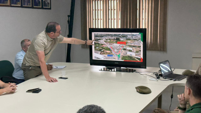 Flávio Buzzi participa de reunião na ACIDI sobre soluções para o trânsito na BR-470 entre Timbó e Indaial