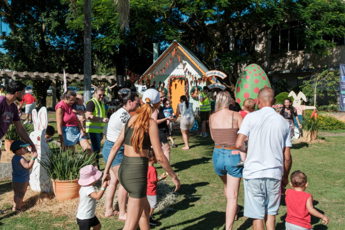 Páscoa em Indaial reúne famílias e conta com 700 ovinhos distribuídos 