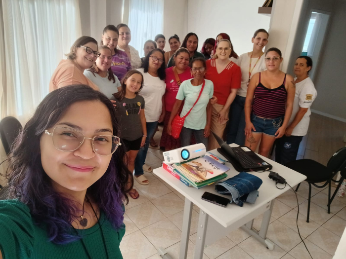 CRAS Tapajós promove palestra sobre Saúde da Mulher e prevenção de ISTs