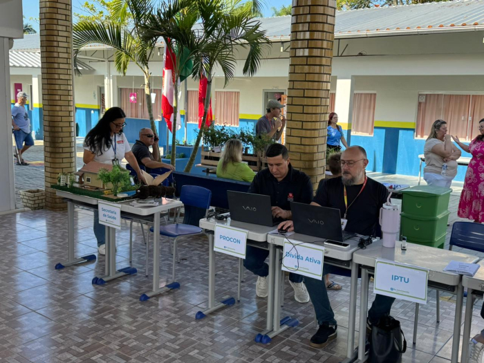 Prefeitura leva serviços e atendimentos ao bairro Tapajós com o programa Indaial em Movimento e inaugura nova Policlínica Municipal