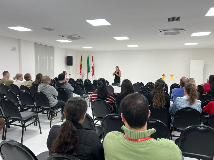 Semana da Enfermagem promove palestras, roda de conversa e práticas integrativas em Indaial