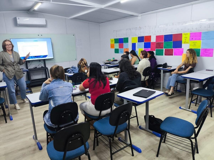 Pesquisa busca viabilizar curso de Pedagogia da UDESC no Polo UAB de Indaial