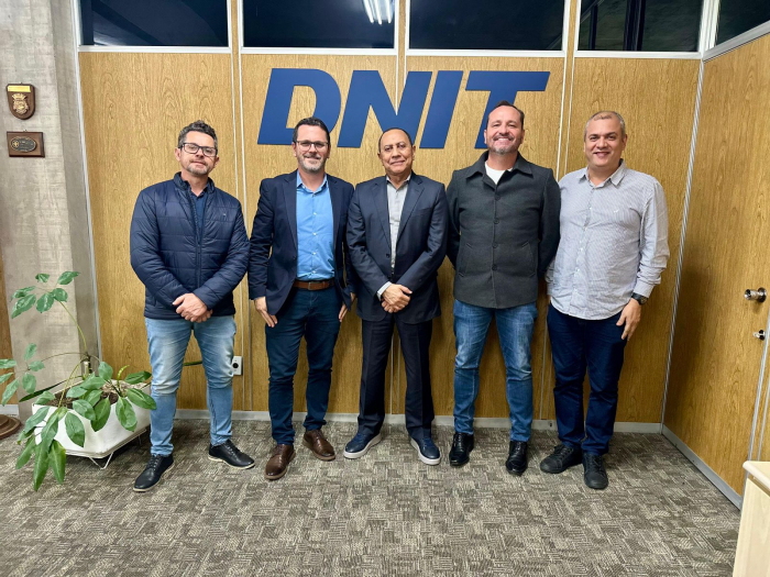 Com agenda no DNIT/SC prefeitos de Indaial e Timbó discutem melhorias nos acessos à BR-470 