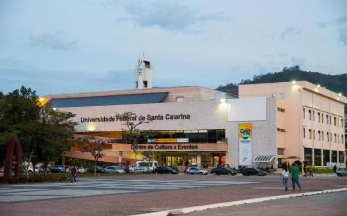 UFSC só tem verbas para funcionar até agosto