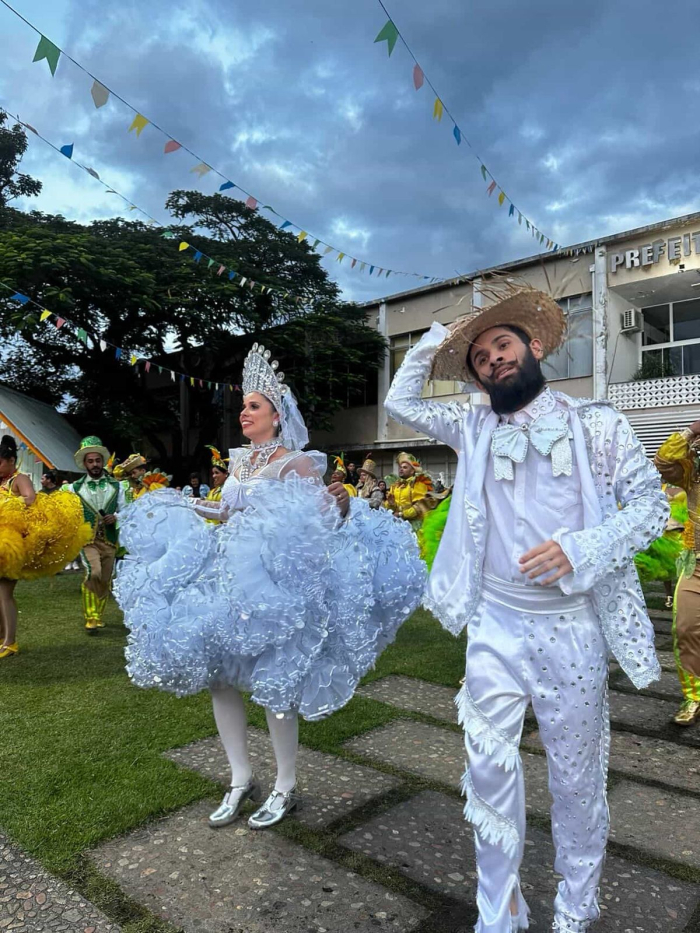 Arraiá Cultural celebra a tradição junina na Praça da Prefeitura