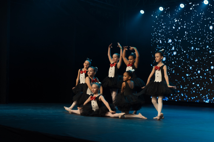 Alunos da FIC conquistam cinco premiações no Festival de Dança de Timbó