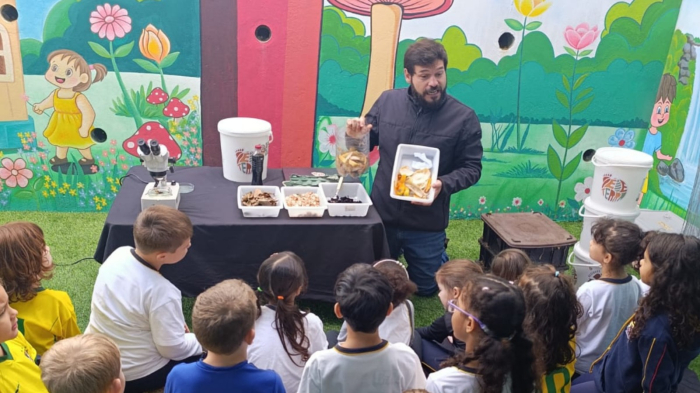 Junho Verde: Alunos da rede municipal de Pomerode aprendem sobre biodiversidade em oficinas práticas