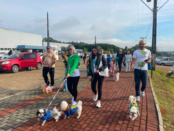 Pet Day movimentou o Parque Jorge Hardt com ações voltadas ao bem-estar animal