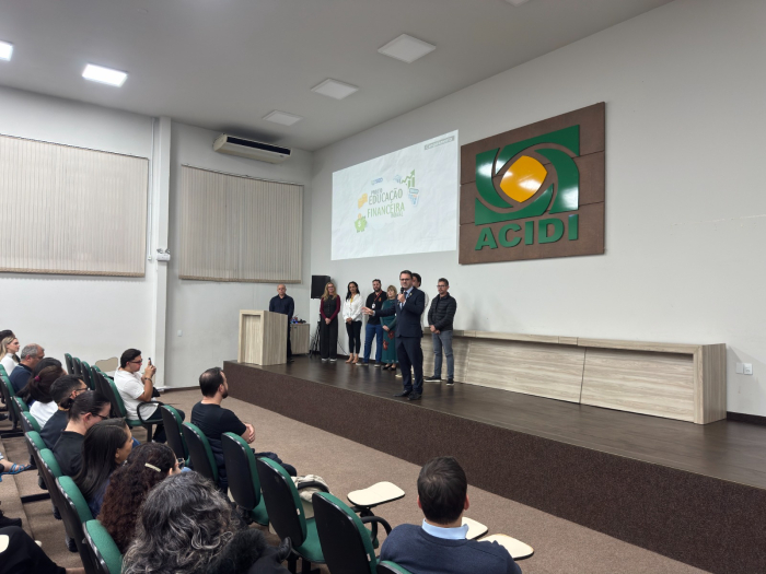 Projeto de Educação Financeira é lançado oficialmente e amplia formação cidadã na rede municipal de Indaial