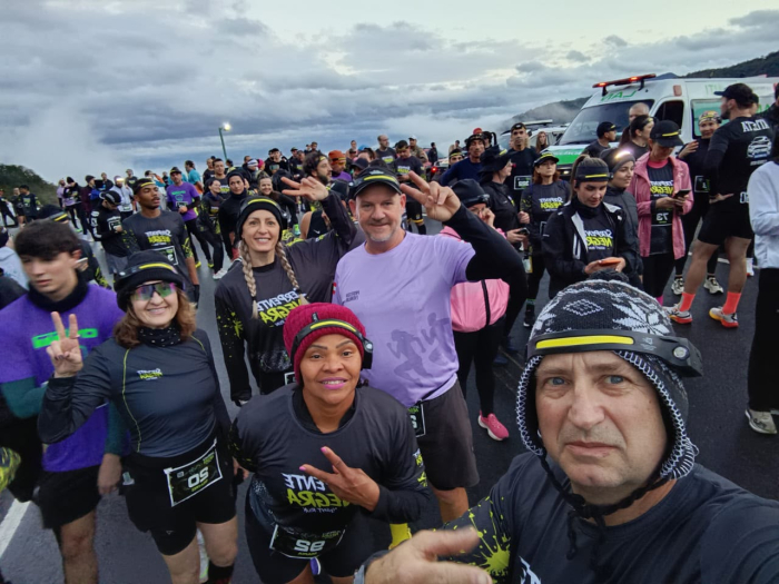 Atletismo de Indaial conquista pódios na Serpente Negra Night Run