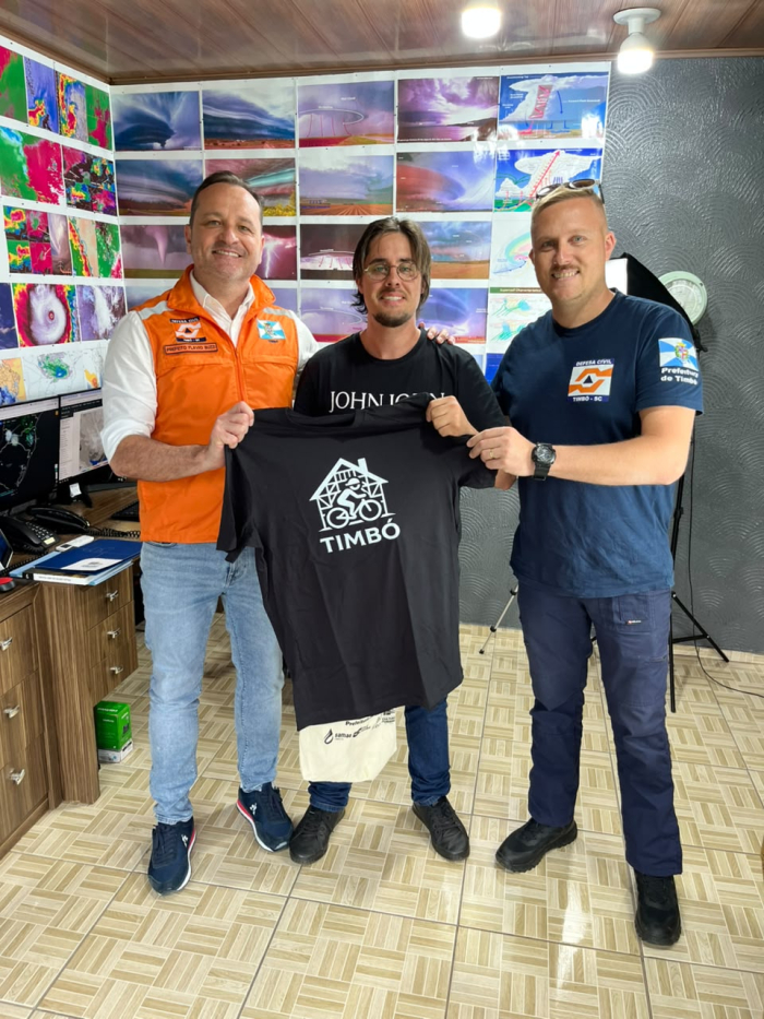Prefeito Flávio Buzzi se reúne com meteorologista Piter Scheuer para tratar de prevenção aos impactos do El Niño