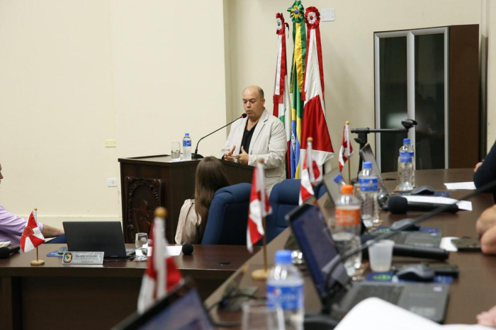 Atualizações sobre a revitalização da Ponte dos Arcos são apresentadas na Tribuna