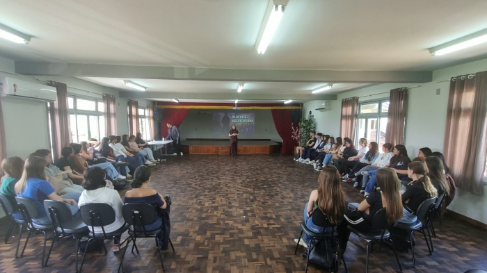 ProEstágio promoveu workshop de oratória para o desenvolvimento dos estagiários