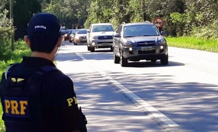 PRF de Santa Catarina é responsável por mais de 20% das multas de embriaguez nas rodovias federais do país