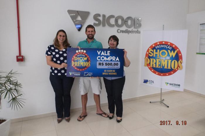 Adelir Gibowski sorteado no Show de Prêmios CDL 2017