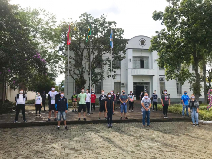 FME de Timbó reúne voluntários para realizar visitas orientativas nos comércios da cidade