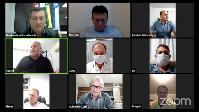 Vereadores timboenses realizam sessão ordinária por videoconferência. Confira os destaques