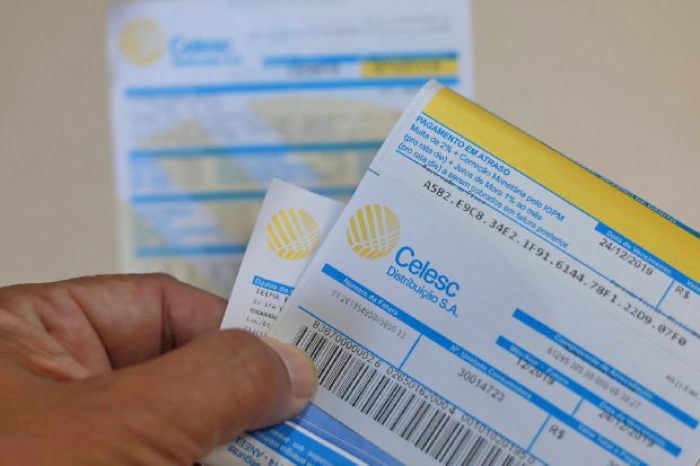 Lei em debate na Alesc proíbe aumento de tarifa de água e energia