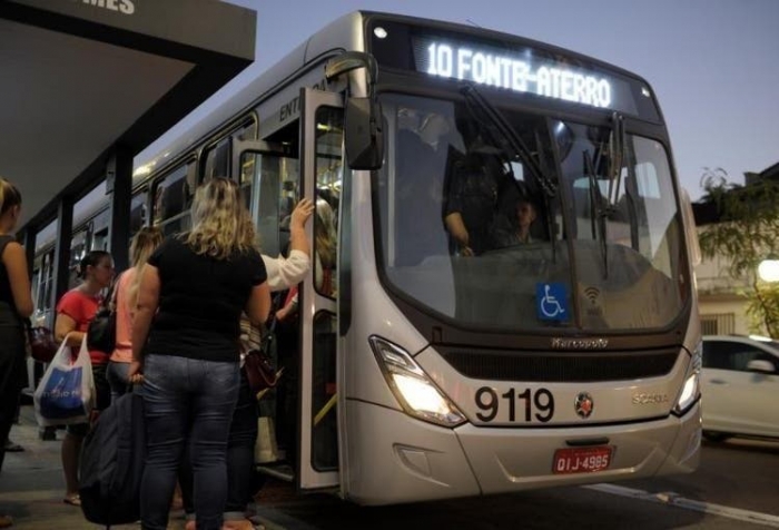 Ônibus em Blumenau: prefeitura anuncia volta do transporte coletivo dia 15 de junho