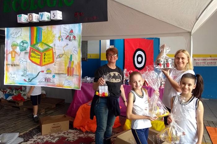 Projeto JEEP realiza Feira Empreendedora nas escolas de Timbó