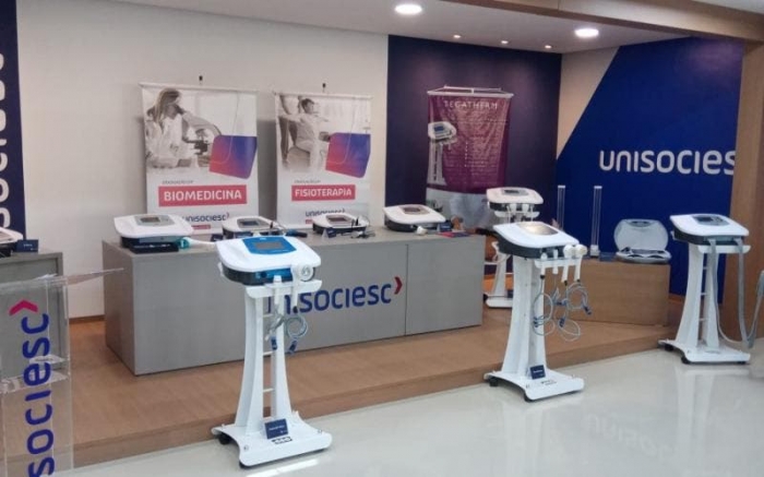 Universidade catarinense usará equipamento de luz ultravioleta para matar vírus do Covid-19 em seis segundos