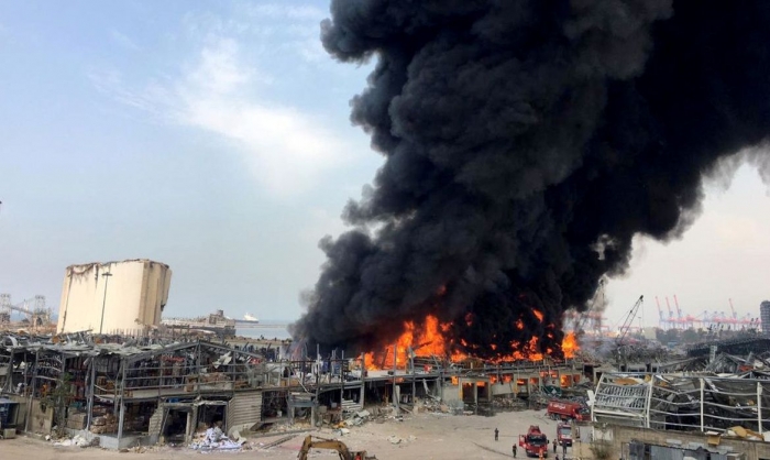 Incêndio atinge área do Porto de Beirute um mês após grande explosão