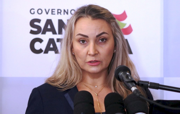 Entrevista: Vamos isolar os doentes, não os saudáveis, diz Daniela Reinehr