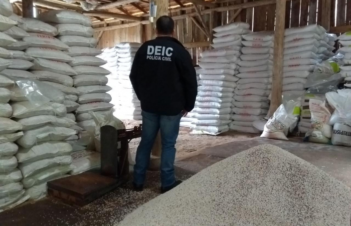 Polícia Civil cumpre 32 mandados em operação contra roubo de cargas em SC