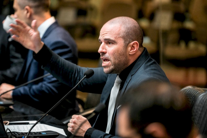 Deputado de SC quer proibir obrigatoriedade da vacina contra Covid