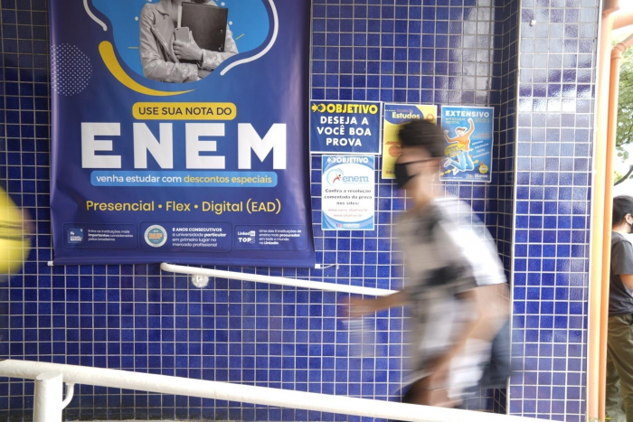 Candidatos com sintomas de covid podem pedir reaplicação do Enem