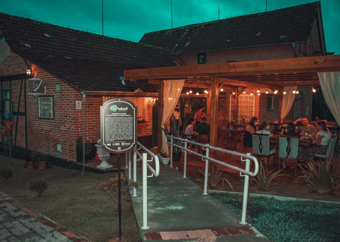 Cafeteria na Casa do Professor abre para atendimento ao público