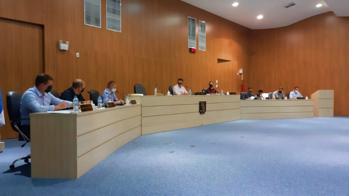 Câmara aprova projeto que viabiliza a compra de vacinas contra a Covid-19