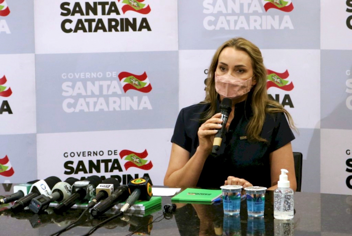 Daniela anuncia novos secretários e defende continuidade na política de combate à pandemia