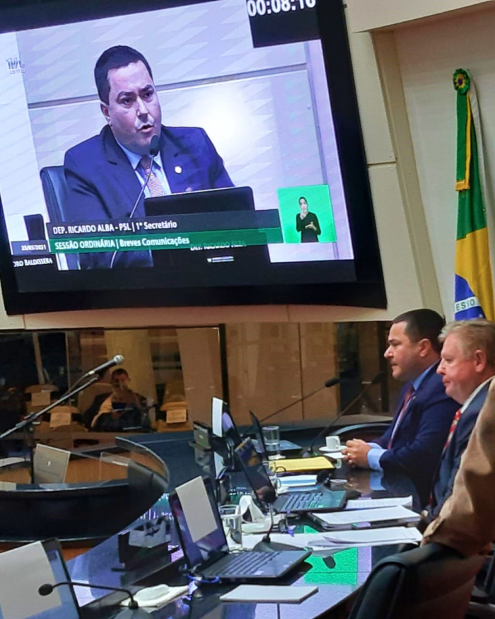 Alba cobra celeridade para BR-470 e gera discussão acalorada na ALESC